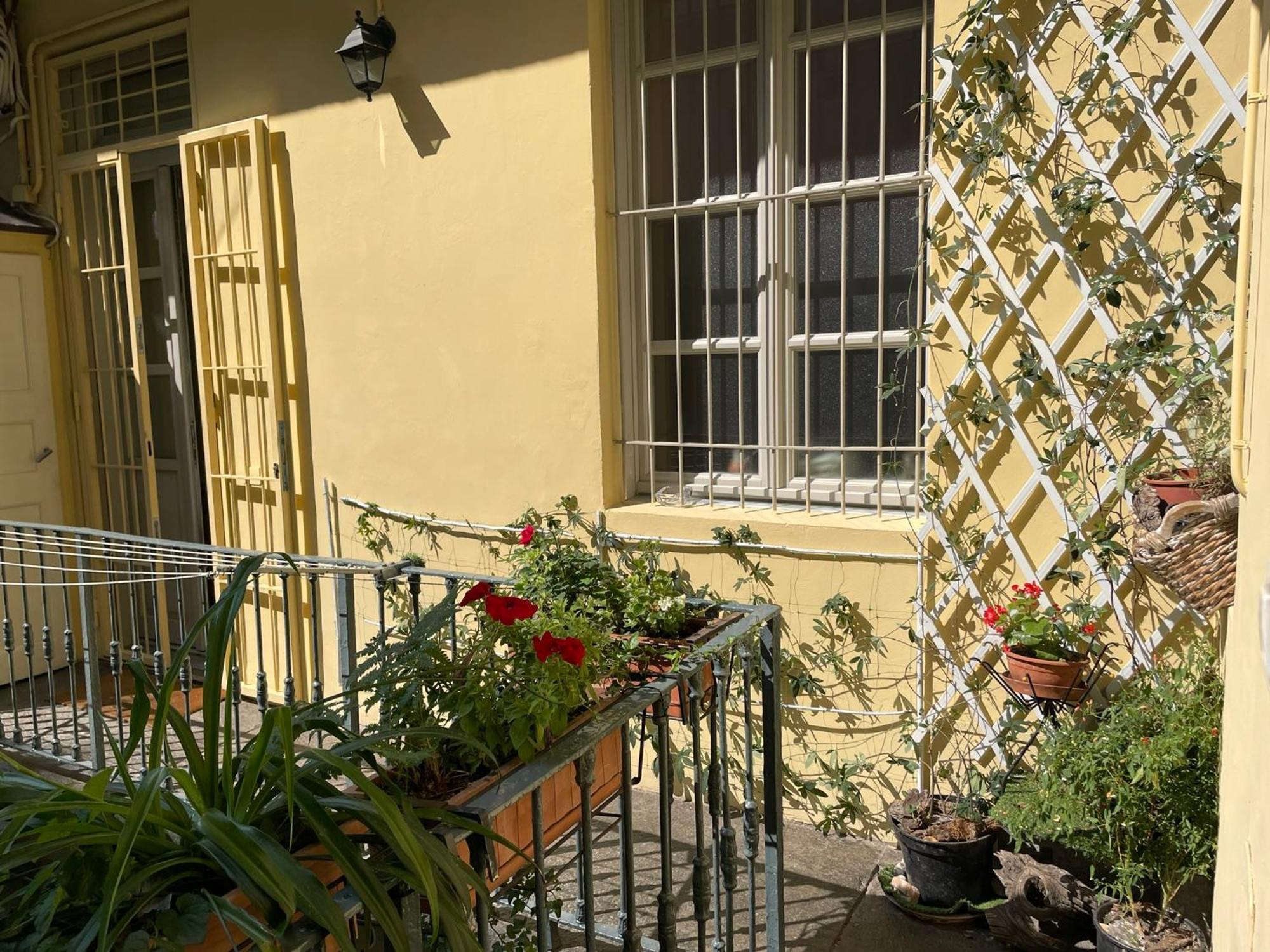 La Casa Di Ringhiera - Silenzioso Appartamento Di Charme Con Balcone Nel Quadrilatero Romano Turin Luaran gambar